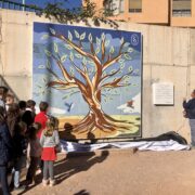 El Molí la Vila inaugura ‘L’arbre de la vida’ donat per Porcelanosa