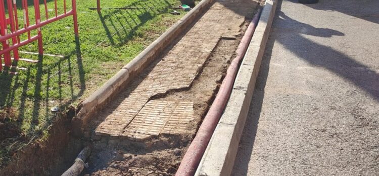 Vila-real signa per més de 600.000 euros el contracte de reparació de voreres i millora de l’accessibilitat