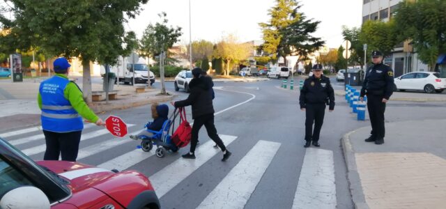 Les patrulles escolars completen un any de vigilància viària a l’entorn dels col·legis de Vila-real