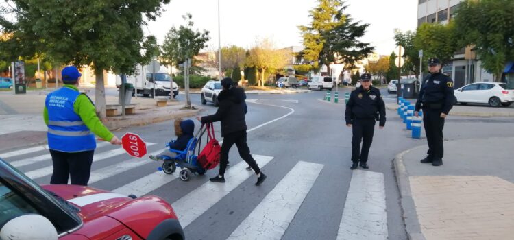 Les patrulles escolars completen un any de vigilància viària a l’entorn dels col·legis de Vila-real