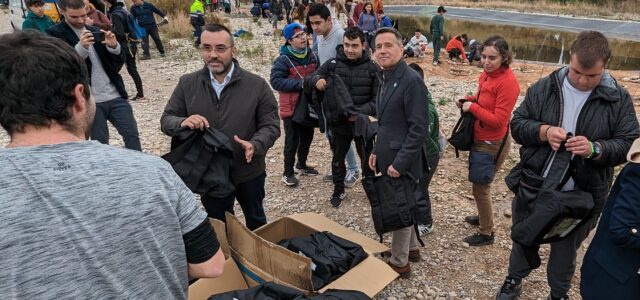 El Dia de l’Arbre reuneix 120 alumnes al Millars per plantar noves espècies