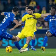 El Villarreal va meréixer guanyar el partit enfront del Getafe, encara que a última hora va estar a punt de perdre’l (1-1)