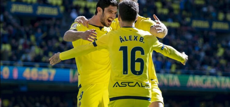 Un efectiu Villarreal es dona un festí de gols davant un Granada que fa olor de Segona Divisió (5-1)