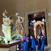 La confraria de Santa Maria Magdalena protagonitza la desfilada processional de Dimecres Sant