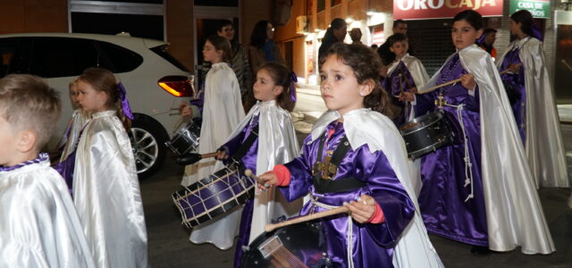 La processó infantil i juvenil arranca les desfilades de la Passió en la Setmana Santa de Vila-real