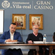 L’artista local ‘Quique’ presenta ‘Una altra història de Vila-real amb humor’