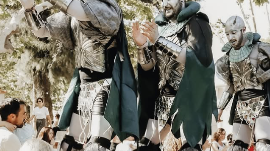 La màgia del diumenge: circ, teatre i reflexions per a tots els públics