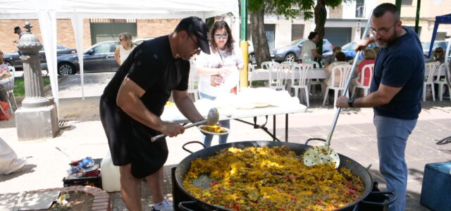Vila-real celebra la paella monumental del Barri Sant Ferran