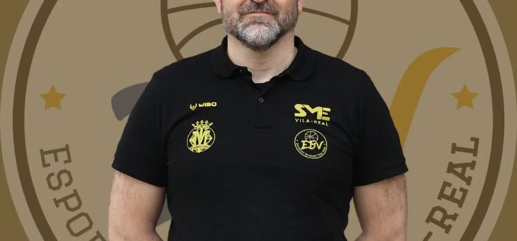 El Esportiu Bàsquet Vila-real acomiada Iván Íñiguez després de 10 anys de dedicació