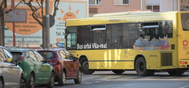 El bus ‘Groguet’ adapta l’horari per donar millor servei al Termet durant l’estiu
