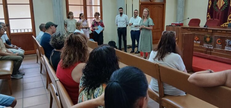 Vila-real incorpora 25 treballadors al programa d’atur agrari per a aquest estiu