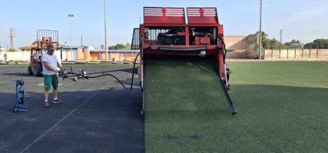 Vila-real avança en la renovació al camp de futbol Fundació Flors