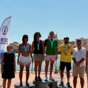 El nadador Manu García brilla a Gandia amb un doble repte superat