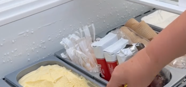 El Mercat Central refresca els dies d’estiu amb gelats per a tots els gustos