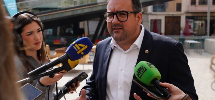 Casabó destaca el compromís del govern del PP per a crear 2 unitats de respir a Vila-real