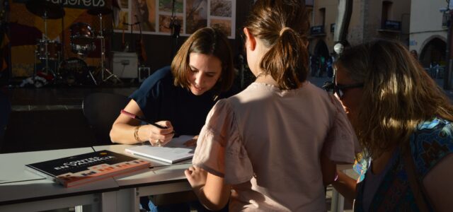 La Plaça del Camacuc anima Vila-real amb cultura i música en valencià