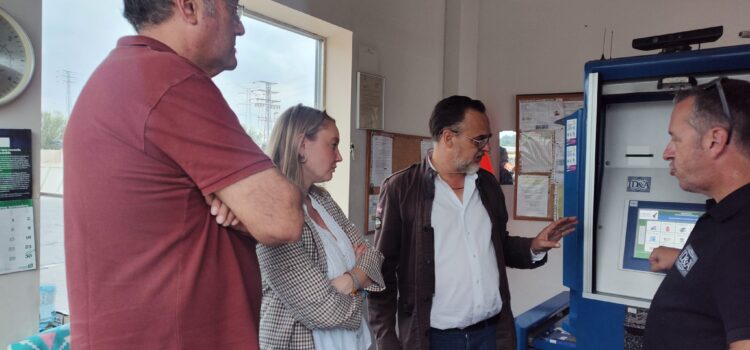 Fajardo visita l’Ecoparc de La Vall d’Uixó per a conéixer el seu funcionament