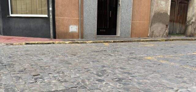 PSOE i Compromís rebutgen millorar alguns carrers per ser una proposta del PP