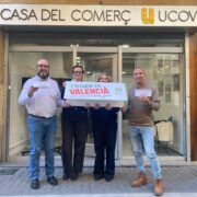 Vila-real impulsa l’ús social del valencià amb el suport del comerç local