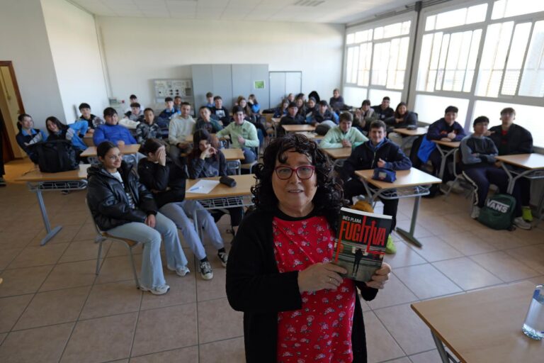 Inés Plana inaugura el Festival Vila-real Negra amb una trobada literària per a joves
