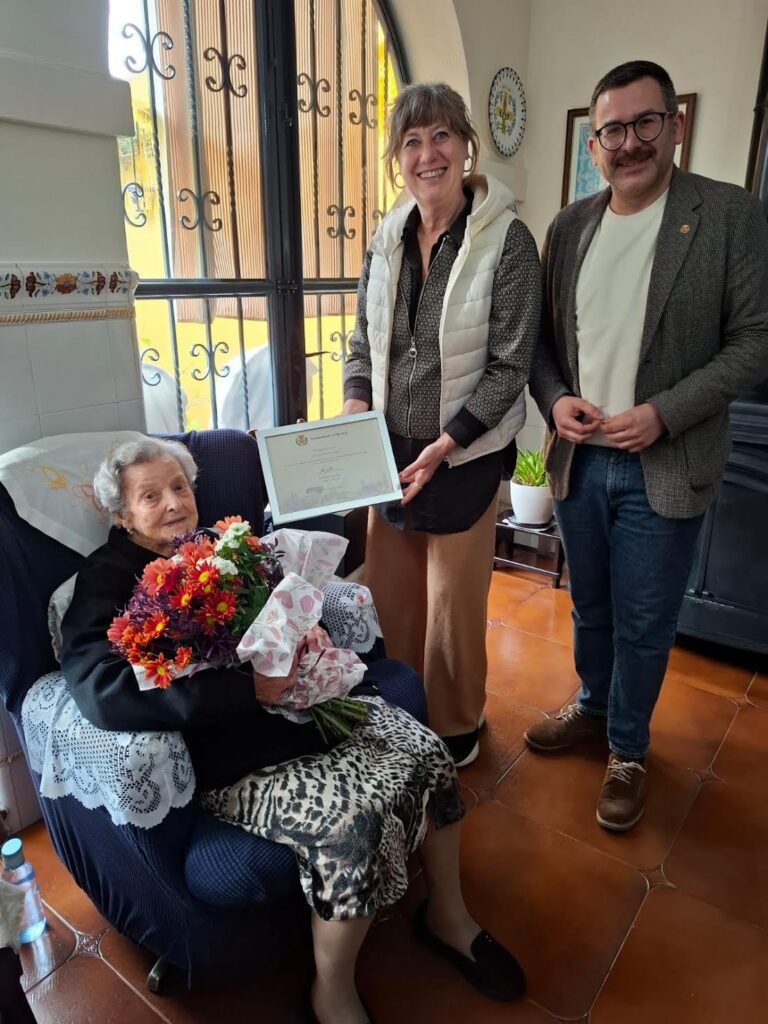 Vila-real homenatja Carmen Herrero Albella en el seu centenari