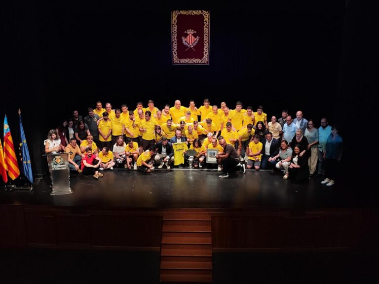Recepció a l’equip EDI del Villarreal CF, campió de companyonia en LaLiga Genuine Moeve