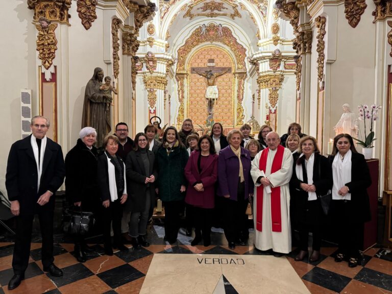L’associació d’ames de casa celebra la misa en honor a Santa Águeda