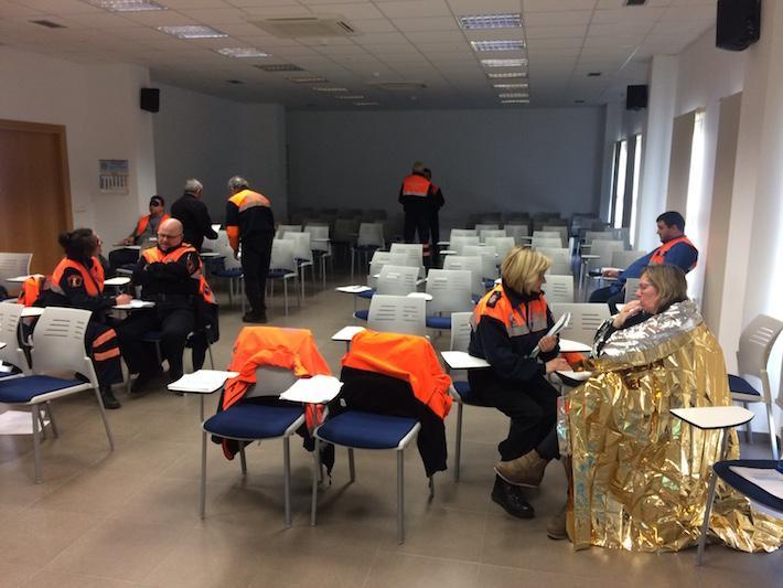 Els voluntaris de Protecció Civil aprenen a atendre psicològicament accidents amb múltiples víctimes