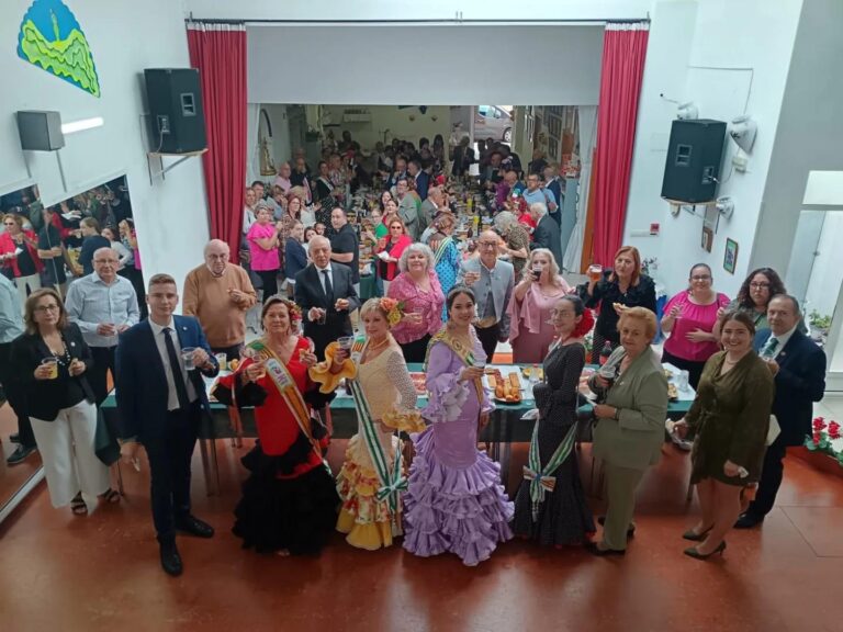 Vila-real finalitza la Setmana Cultural Flamenca amb paella i ball