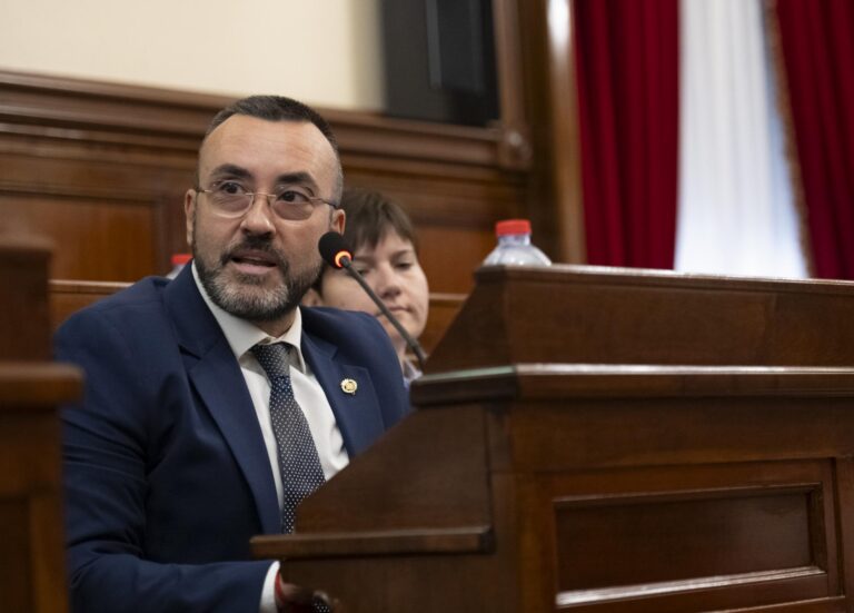 Vila-real reclama inversions educatives a la Generalitat