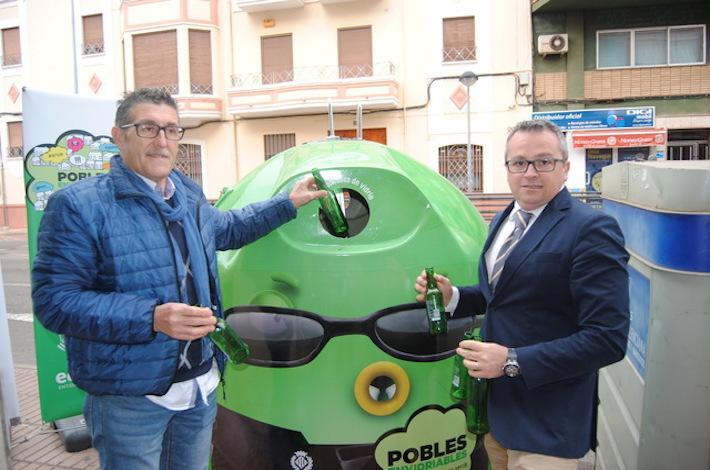 Es promou el reciclatge de vidre en festes amb premi per a la penya més sostenible