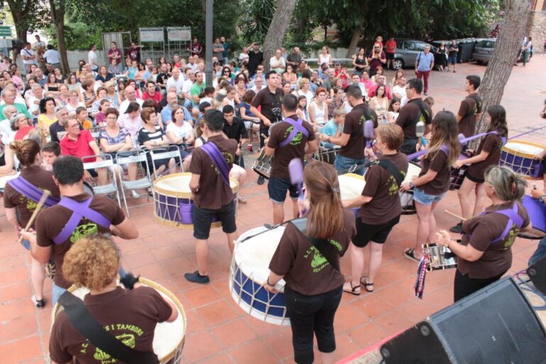 L’Escola de Tradicions torna amb set matèries per a preservar el patrimon i la cultura