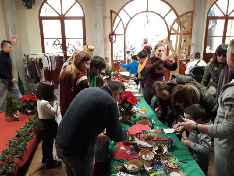 La Trobada d’Artesans torna en desembre a Vila-real que obri la convocatòria per a la participació 