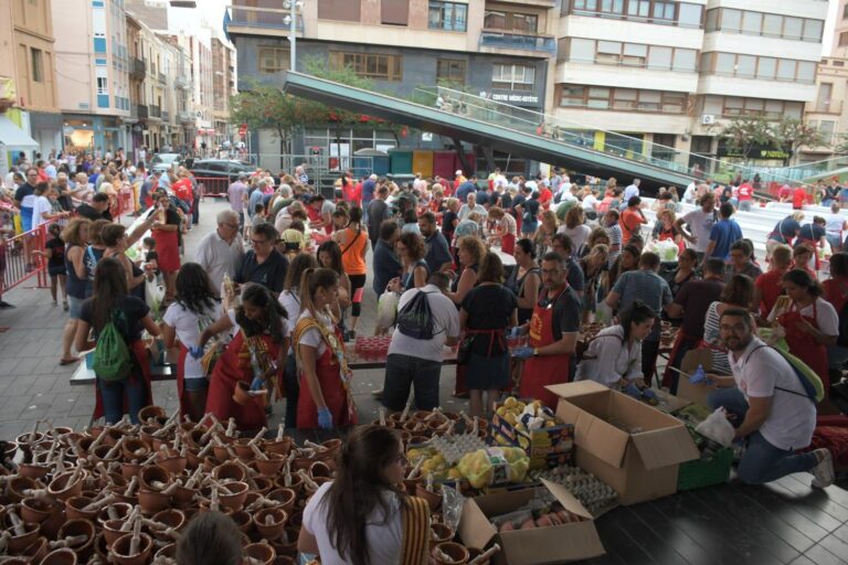 La trobada d'elaboració d'allioli torna el 5 de septembre