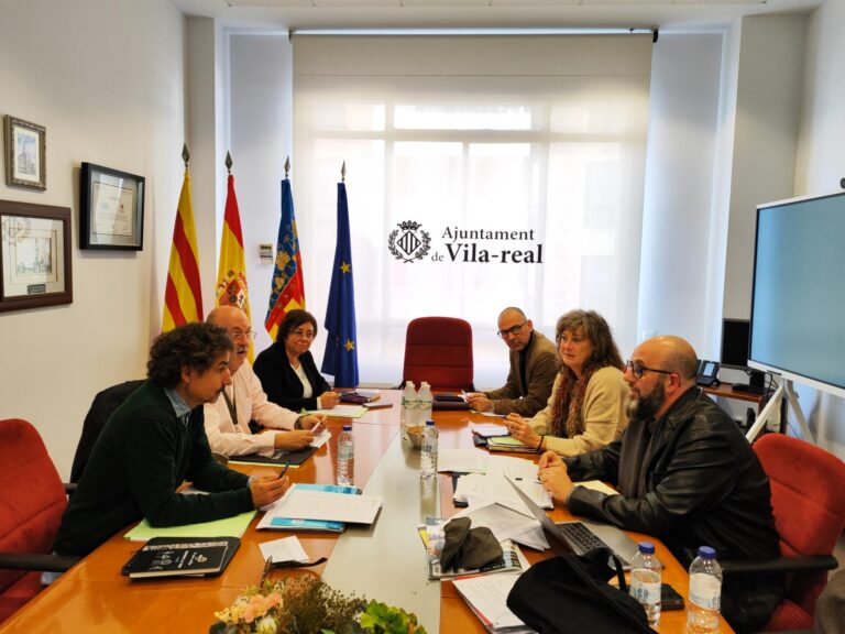 Socialistes i Compromís avancen en les negociacions dels pressupostos de 2025