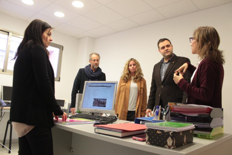 Creen un programa d'orinetació laboral per a aturats de llarga durada