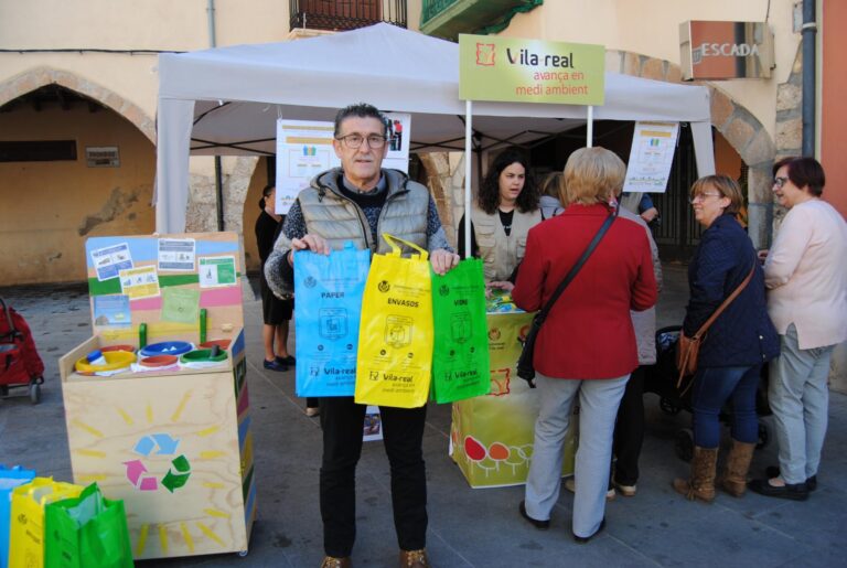 Les enquestes a 3.400 veïns en la campanya de reciclatge arrosseguen que cal millorar contenidors i buidatge