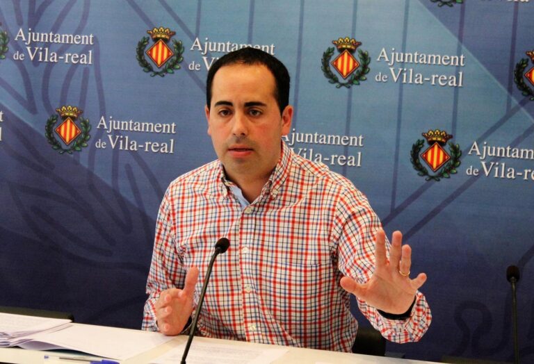 Folgado assegura que Benlloch augmentarà els impostos per evitar «la seua inhabilitació»