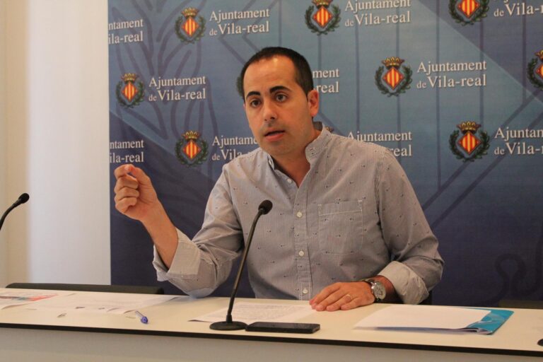 El PP exigeix que Benlloch pague les costes per no mostrar les factures de García Nebot