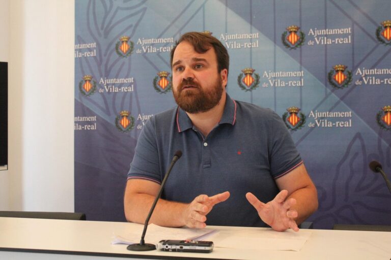 El PP denuncia retallades en el manteniment escolar i l’impagament del contracte de neteja