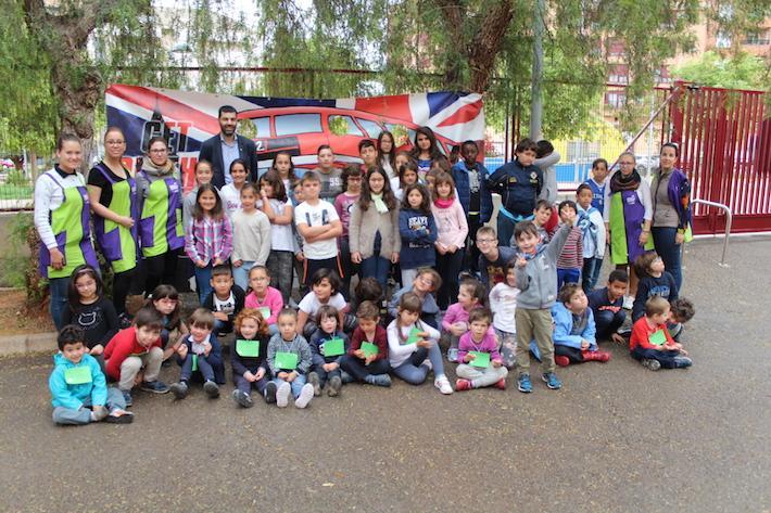 Els xiquets i xiquetes de Vila-real gaudeixen de l'Aplec de Pasqua al Botànic Calduch