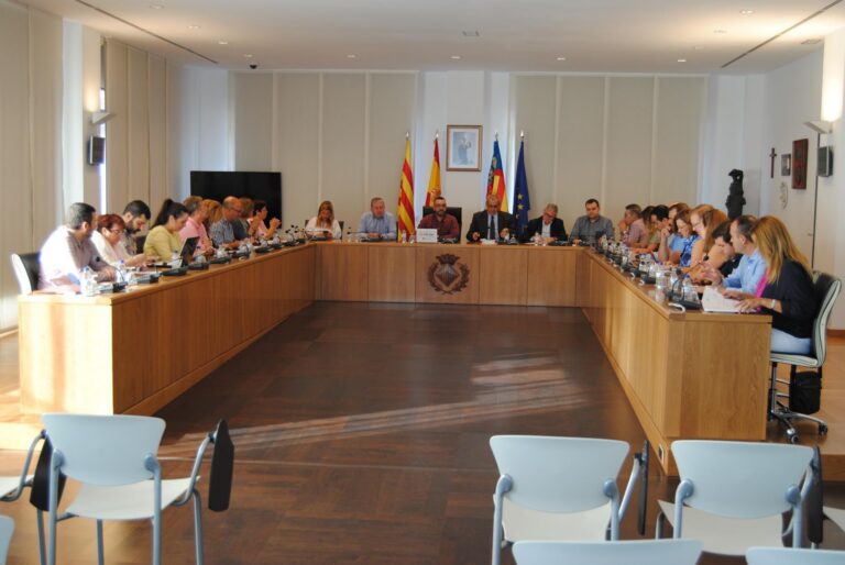 El ple aprova per majoria simple el primer paquet de factures del pla de pagaments extraordinari