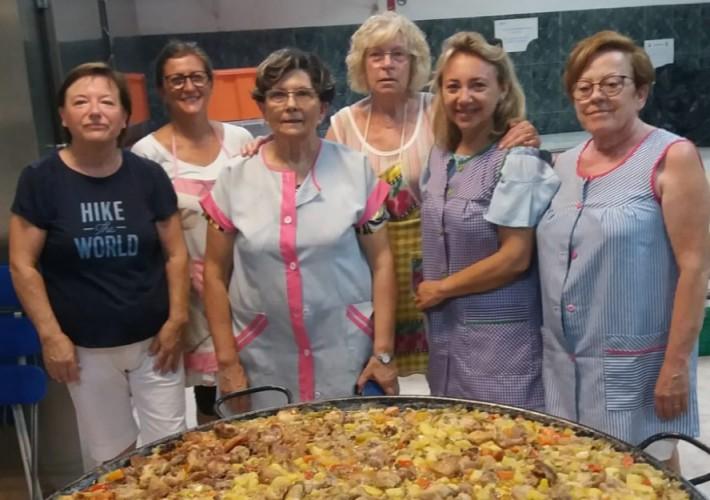 Càritas Vila-real garanteix aquest estiu que 125 persones mengen cada dia amb l'ajuda de 80 voluntaris