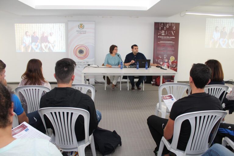 La BUC acull una jornada per a que els joves coneguen el Programa de Emprendedoria Juvenil