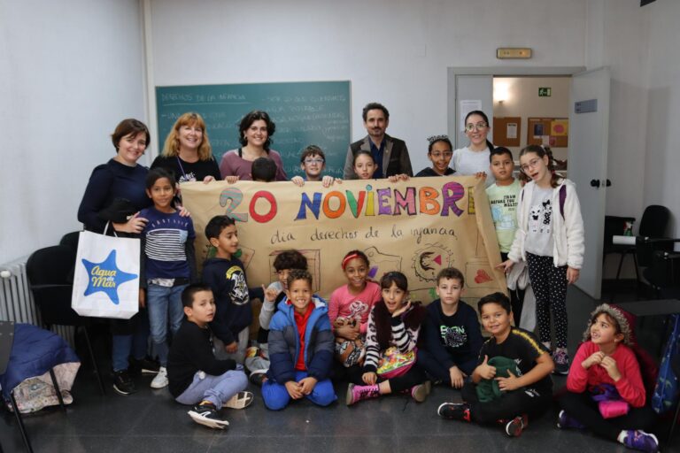 Vila-real commemora el Dia Internacional dels Drets de la Infància