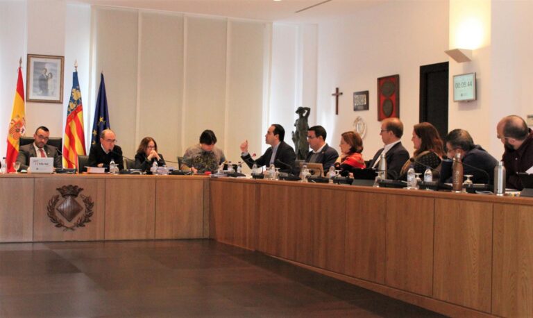 L’oposició es posiciona en bloc en contra del pressupost de 2020 que ix endavant amb el vot del govern municipal 