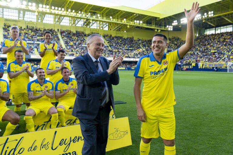 Les Llegendes de Villarreal cauen davant les d’Espanya en el partit del Centenari