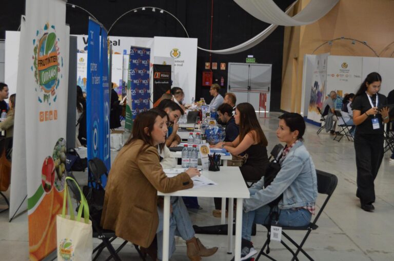 Vila-real acull la setena edició del Fòrum Ocupa’t amb rècord de participació