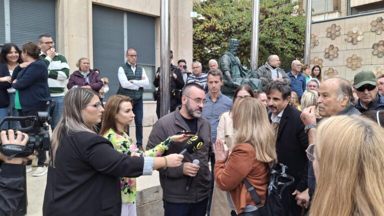 Benlloch defensa la transparència en la taxa de residus i promet correccions davant situacions injustes