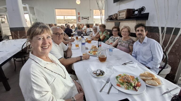Vila-real acompanya l’Associació de Jubilats i Pensionistes La Murà en el seu dinar anual